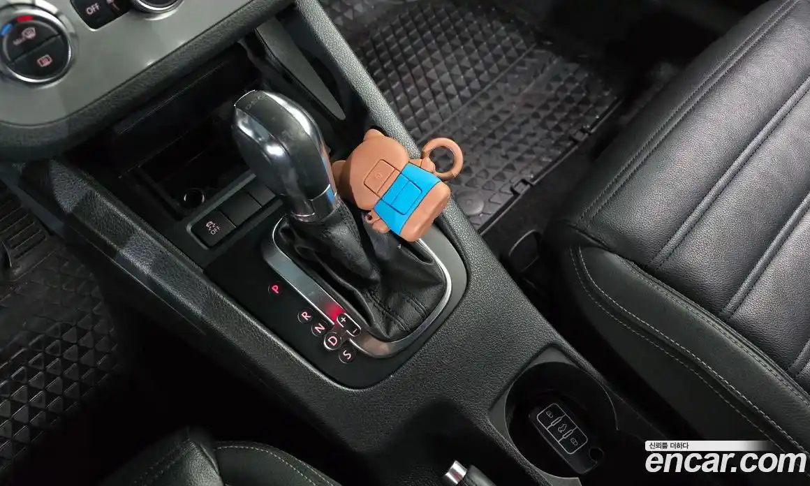 Volkswagen Scirocco 2014 2.0 Автомат в Москве № 629155, фото 9