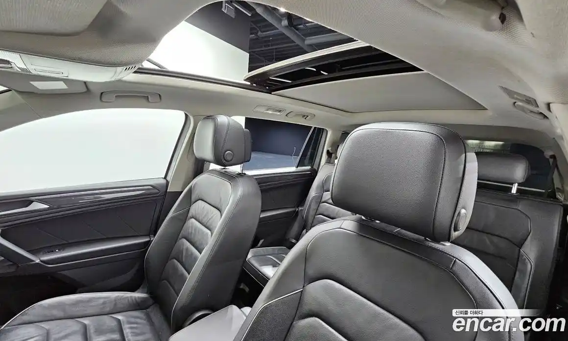 Volkswagen Tiguan 2020 2.0 Автомат в Москве № 629160, фото 18