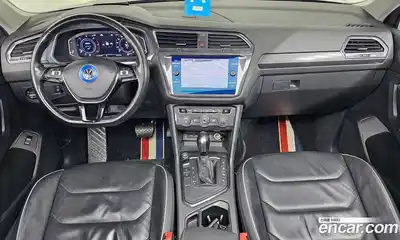 Volkswagen Tiguan 2020 2.0 Автомат в Москве № 629160, миниатюра 7