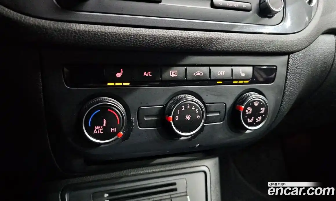 Volkswagen Tiguan 2016 2.0 Автомат в Москве № 629178, фото 15