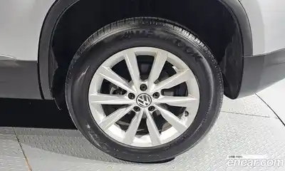 Volkswagen Tiguan 2016 2.0 Автомат в Москве № 629178, миниатюра 5