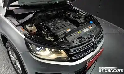 Volkswagen Tiguan 2016 2.0 Автомат в Москве № 629178, миниатюра 6