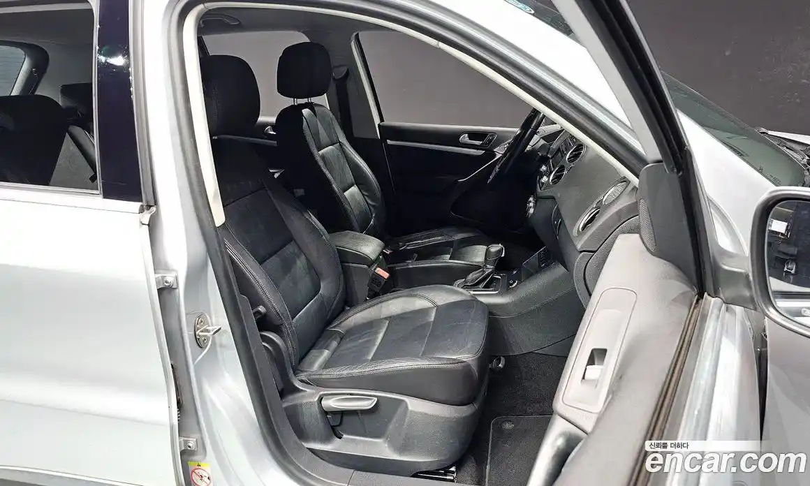 Volkswagen Tiguan 2016 2.0 Автомат в Москве № 629178, фото 10