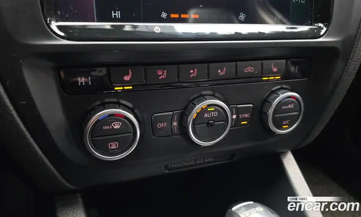 Volkswagen Jetta 2014 2.0 Автомат в Москве № 629206, фото 16