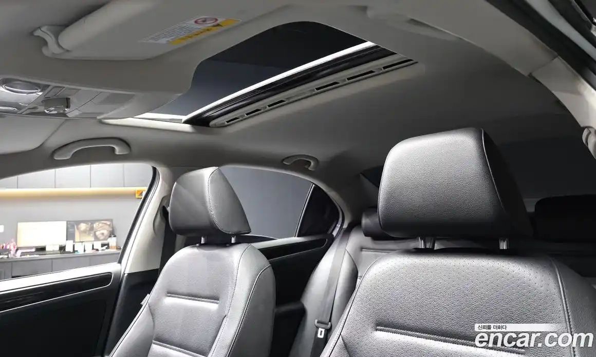 Volkswagen Jetta 2014 2.0 Автомат в Москве № 629206, фото 19