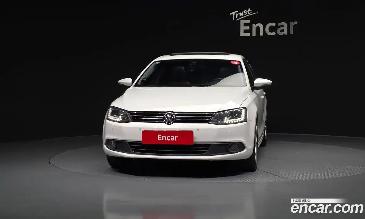 Volkswagen Jetta 2014 2.0 Автомат в Москве № 629206, фото 3