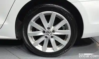 Volkswagen Jetta 2014 2.0 Автомат в Москве № 629206, миниатюра 5