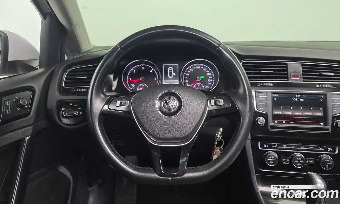 Volkswagen Golf 2016 2.0 Автомат в Москве № 629219, фото 13