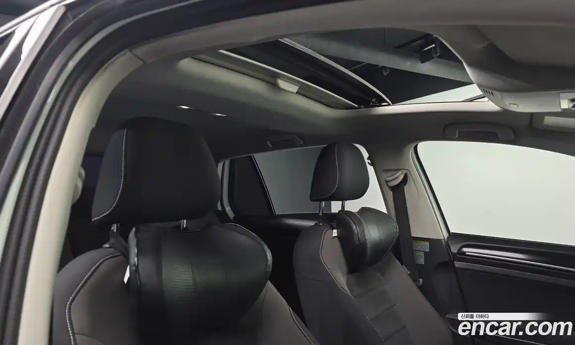 Volkswagen Golf 2016 2.0 Автомат в Москве № 629219, фото 18