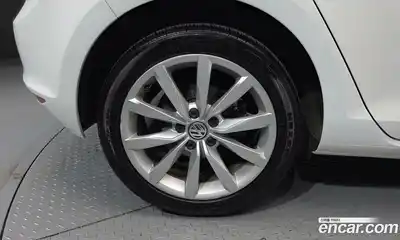 Volkswagen Golf 2016 2.0 Автомат в Москве № 629219, миниатюра 5