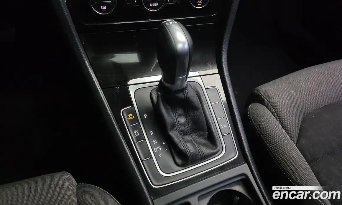 Volkswagen Golf 2016 2.0 Автомат в Москве № 629219, фото 9