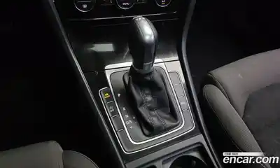 Volkswagen Golf 2016 2.0 Автомат в Москве № 629219, миниатюра 9