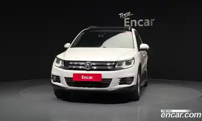Volkswagen Tiguan 2014 2.0 Автомат в Москве № 629251, миниатюра 3
