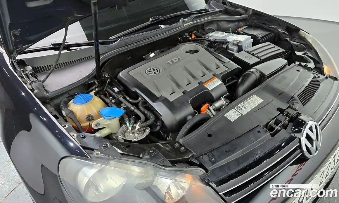 Volkswagen Golf 2012 2.0 Автомат в Москве № 629252, фото 6