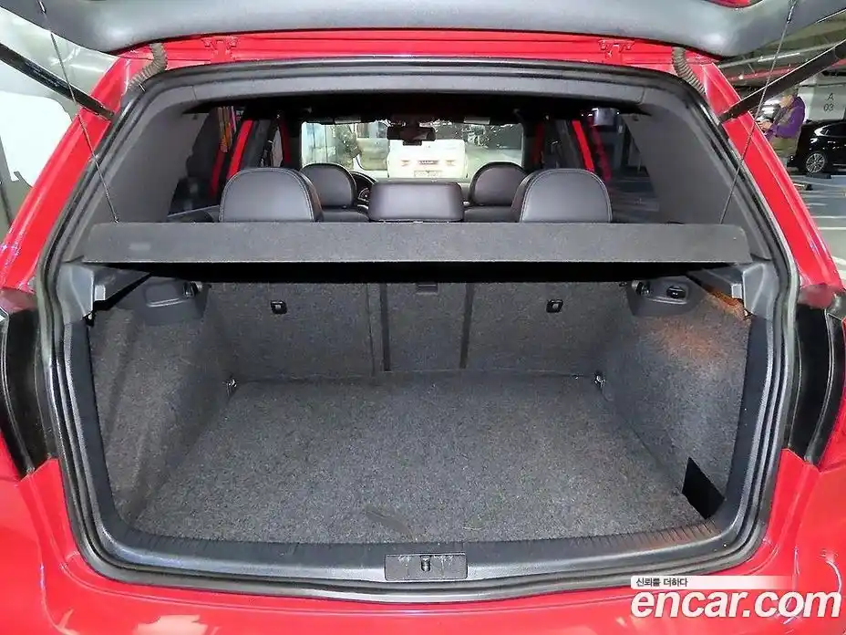 Volkswagen Golf 2009 2.0 Автомат в Москве № 629305, фото 17