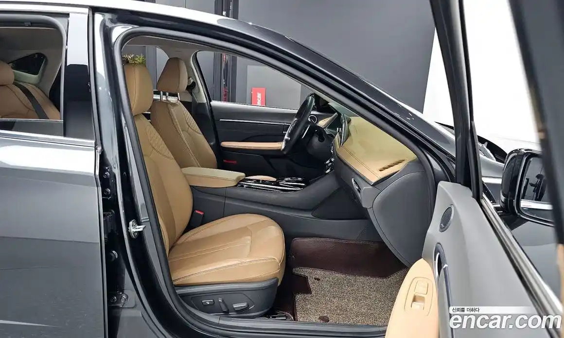 Hyundai Sonata 2022 2.0 Автомат в Москве № 126893, фото 11