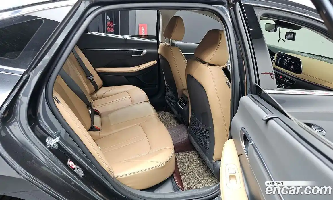 Hyundai Sonata 2022 2.0 Автомат в Москве № 126893, фото 12