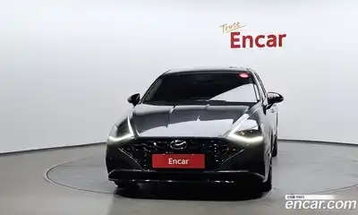 Hyundai Sonata 2022 2.0 Автомат в Москве № 126893, миниатюра 3