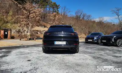 Porsche Cayenne 2023 3.0 Автомат в Москве № 165164, миниатюра 4