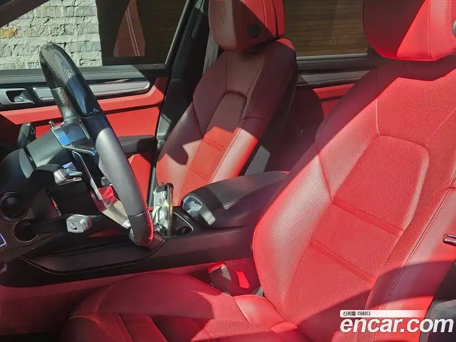 Porsche Cayenne 2023 3.0 Автомат в Москве № 165164, фото 7