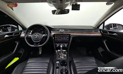 Volkswagen Passat 2018 2.0 Автомат в Москве № 168397, миниатюра 7