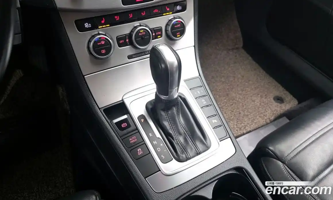 Volkswagen CC 2015 2.0 Автомат в Москве № 174178, фото 8