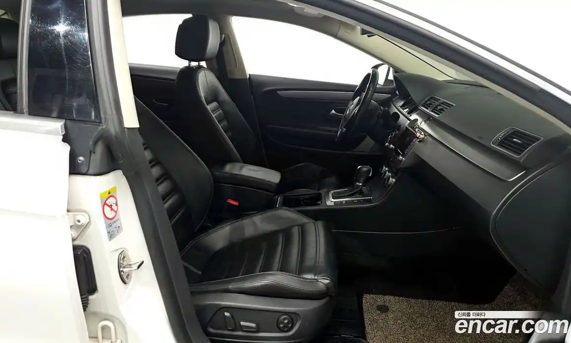 Volkswagen CC 2015 2.0 Автомат в Москве № 174178, фото 10