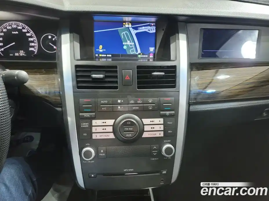 Renault SM7 2011 2.3 Автомат в Москве № 185985, фото 18