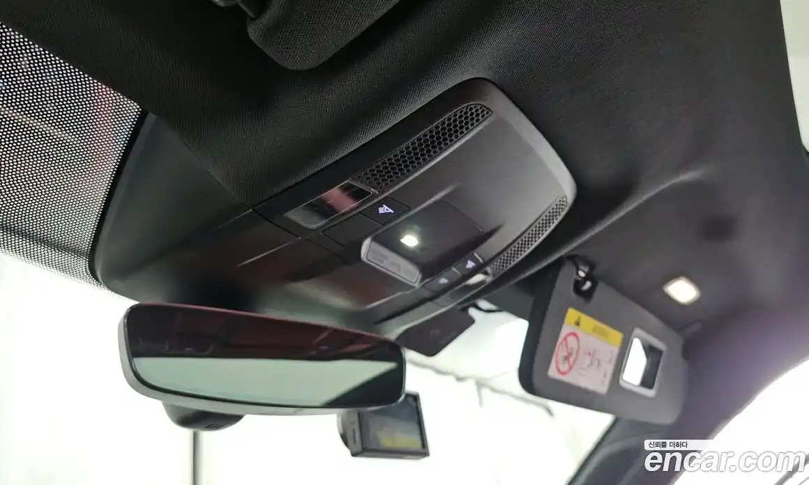 Porsche Taycan 2024 0.1 Автомат в Москве № 197310, фото 17