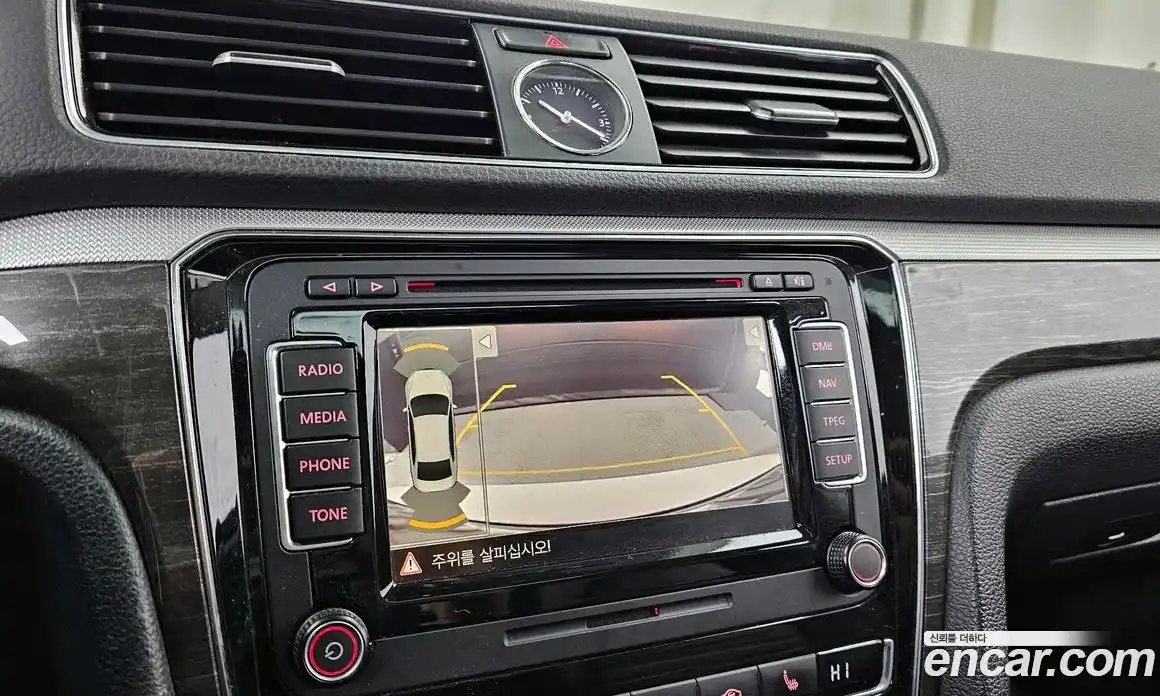 Volkswagen Passat 2016 1.8 Автомат в Москве № 199118, фото 14