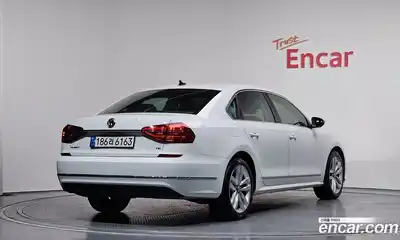 Volkswagen Passat 2016 1.8 Автомат в Москве № 199118, миниатюра 2