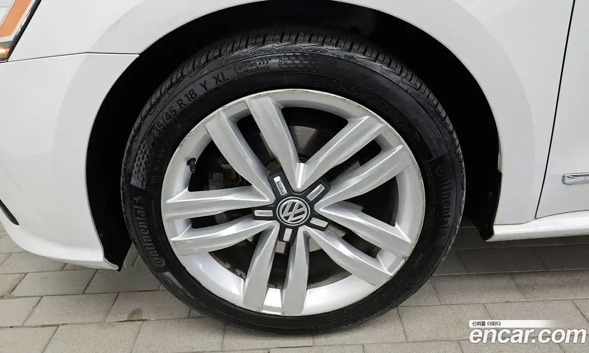 Volkswagen Passat 2016 1.8 Автомат в Москве № 199118, фото 5