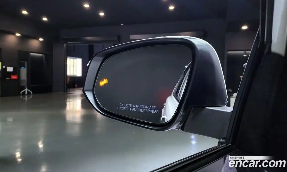 Toyota RAV4 2017 2.5 Автомат в Москве № 199704, фото 13