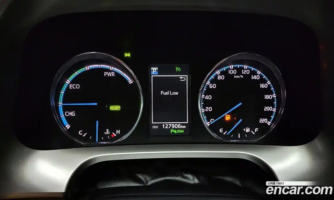 Toyota RAV4 2017 2.5 Автомат в Москве № 199704, фото 8