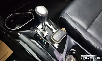 Toyota RAV4 2017 2.5 Автомат в Москве № 199704, миниатюра 9