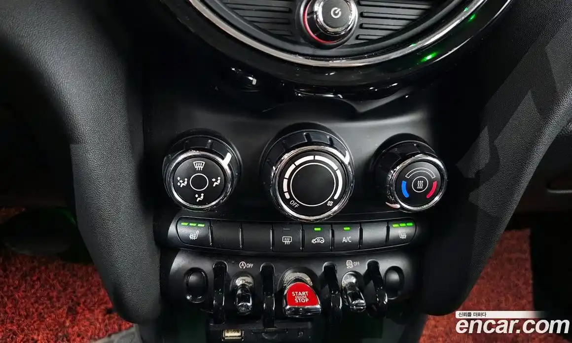 Mini Cooper 2017 1.5 Автомат в Москве № 202895, фото 16