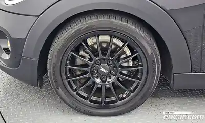 Mini Cooper 2017 1.5 Автомат в Москве № 202895, миниатюра 5