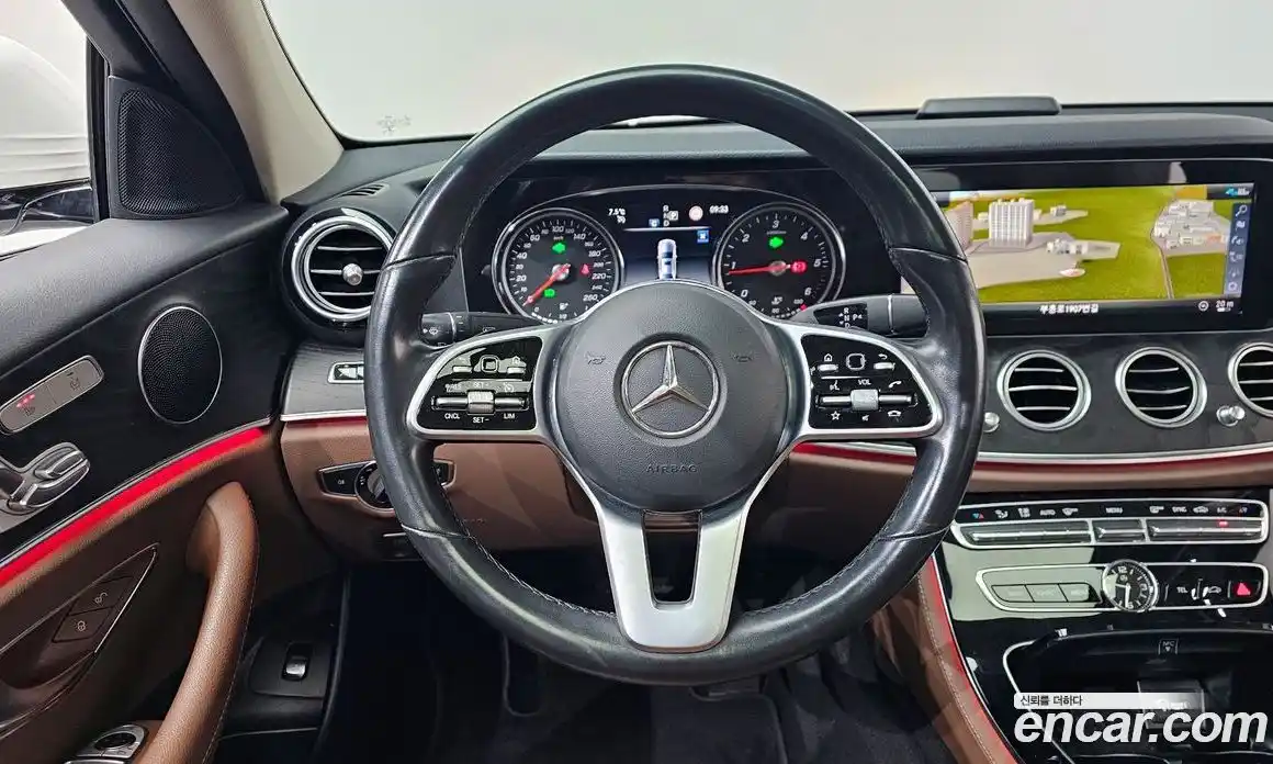 Mercedes-Benz E-Class 2020 1.9 Автомат в Москве № 209304, фото 13