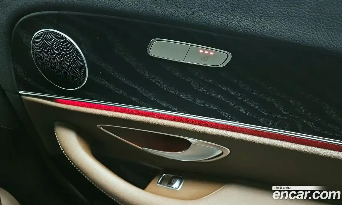 Mercedes-Benz E-Class 2020 1.9 Автомат в Москве № 209304, фото 18