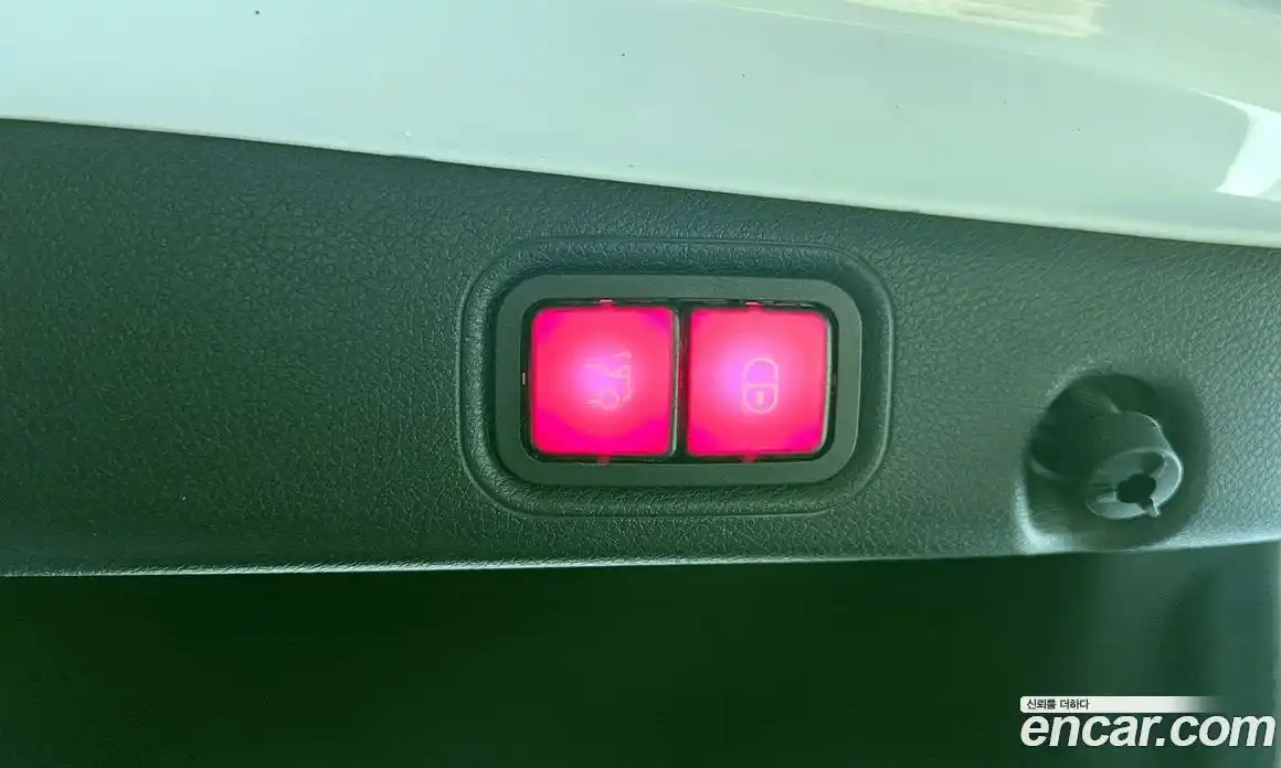 Mercedes-Benz E-Class 2020 1.9 Автомат в Москве № 209304, фото 20