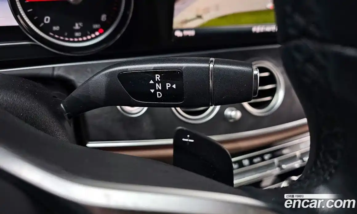 Mercedes-Benz E-Class 2020 1.9 Автомат в Москве № 209304, фото 9