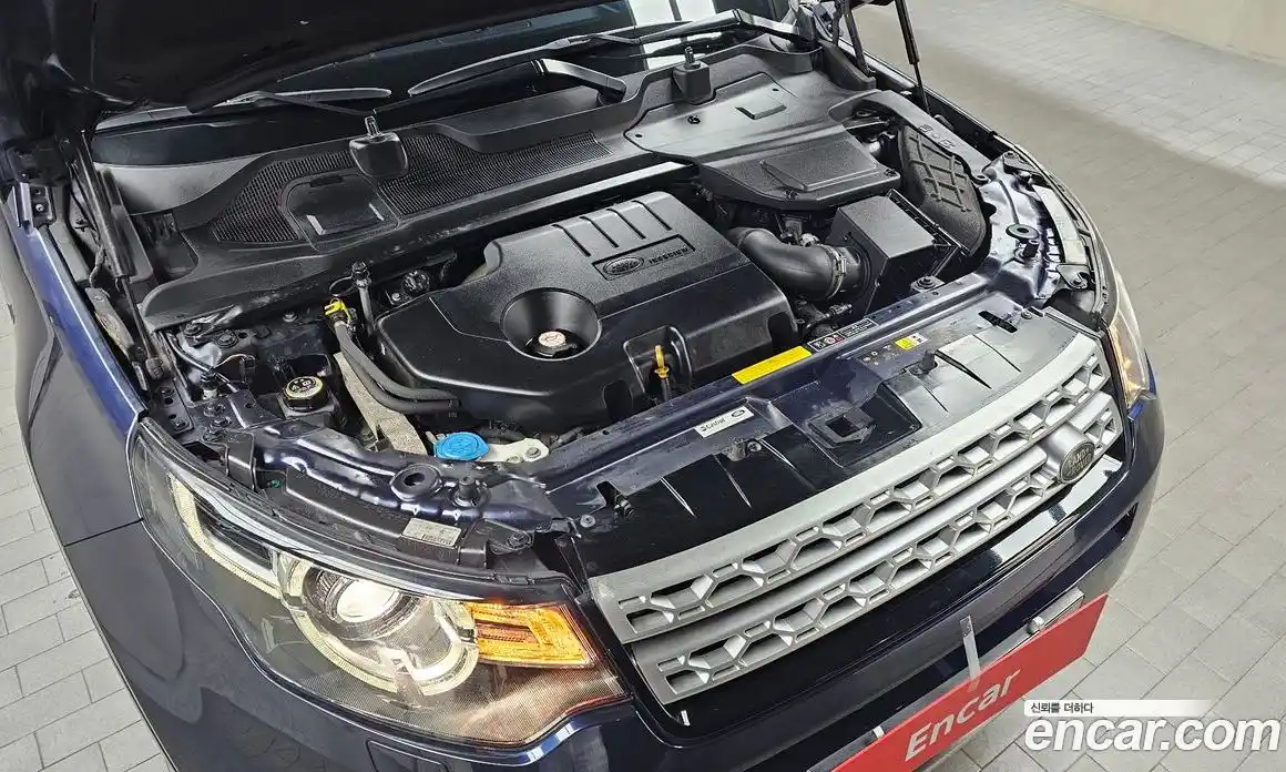 Land Rover Discovery Sport 2016 2.0 Автомат в Москве № 213658, фото 6