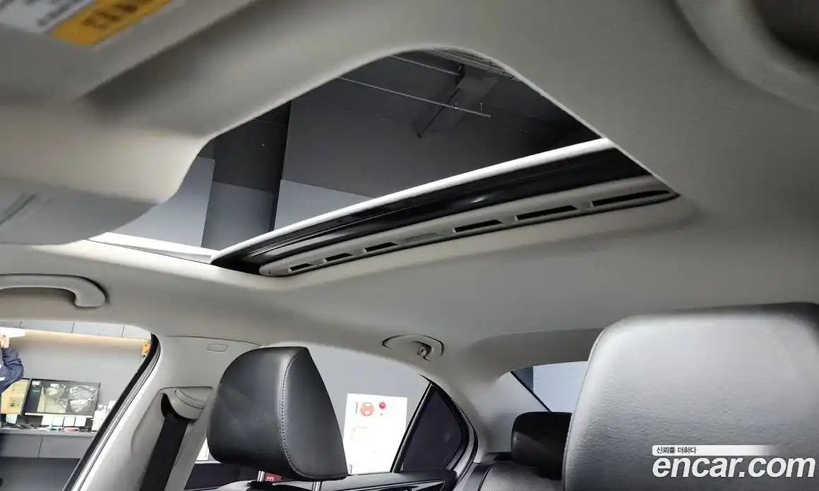 Volkswagen Jetta 2015 2.0 Автомат в Москве № 215166, фото 17