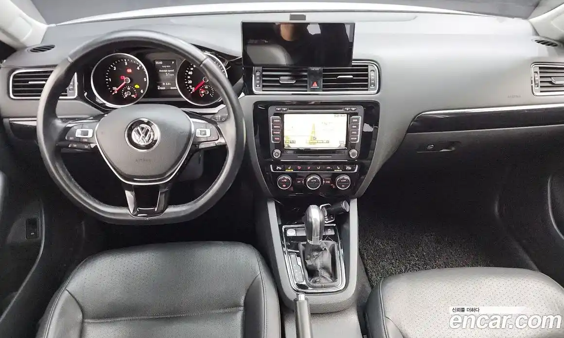 Volkswagen Jetta 2015 2.0 Автомат в Москве № 215166, фото 7