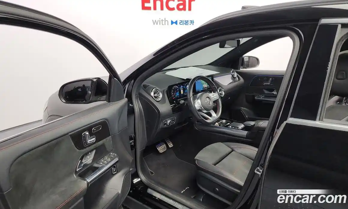 Mercedes-Benz GLA-Class 2020 2.0 Автомат в Москве № 224629, фото 11