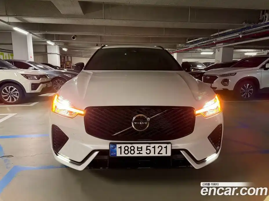 Volvo XC60 2026 2.0 Автомат в Москве № 230695, фото 1