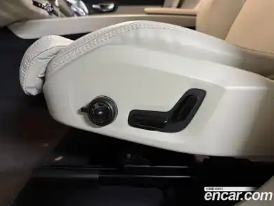 Volvo XC60 2026 2.0 Автомат в Москве № 230695, миниатюра 11