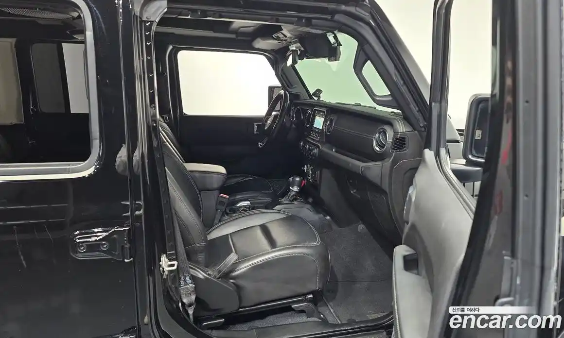 Jeep Wrangler 2021 2.0 Автомат в Москве № 232350, фото 11