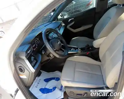 Audi A3 2023 2.0 Автомат в Москве № 250447, миниатюра 11