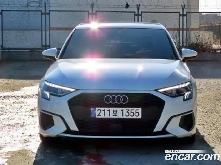 Audi A3 2023 2.0 Автомат в Москве № 250447, фото 2